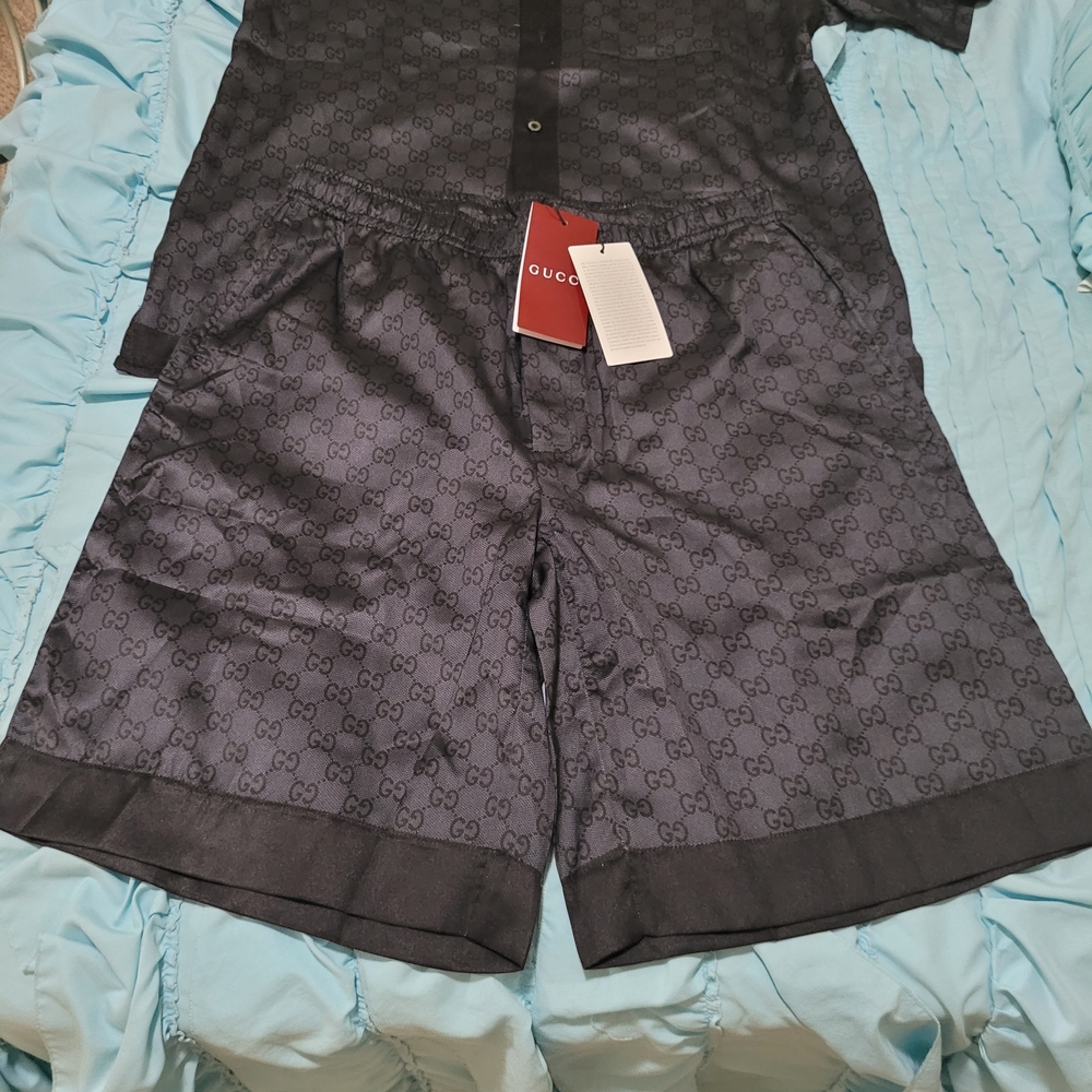 Gucci Men's Printed Twill Shorts And Shirt